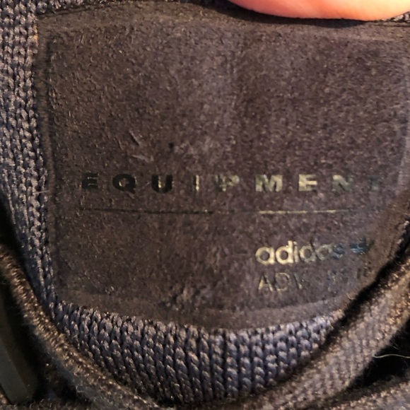 Men’s Adidas Equipment black with red stripes size 10 Running shoes - Picture 9 of 15